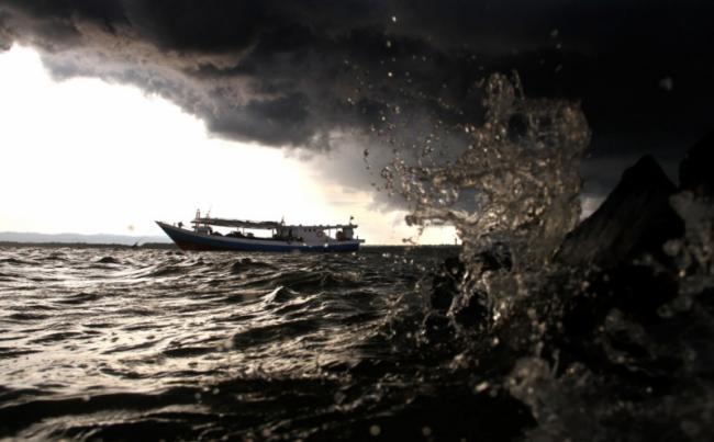 Petugas Terkendala Cuaca Ekstrem Lidik Korupsi APBDes di Pulau Tambelan