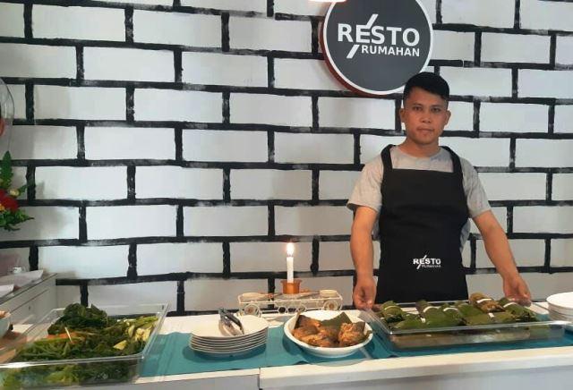 Resto Rumahan Hadirkan Menu Selezat Makanan di Rumah