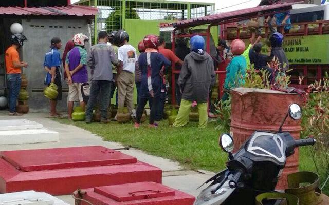  Gas Melon Langka, Warga Berkeliling Satu Kecamatan 