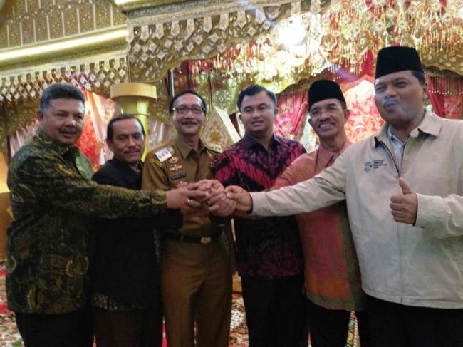 Bupati Dharmasraya Dukung Jokowi Dua Periode