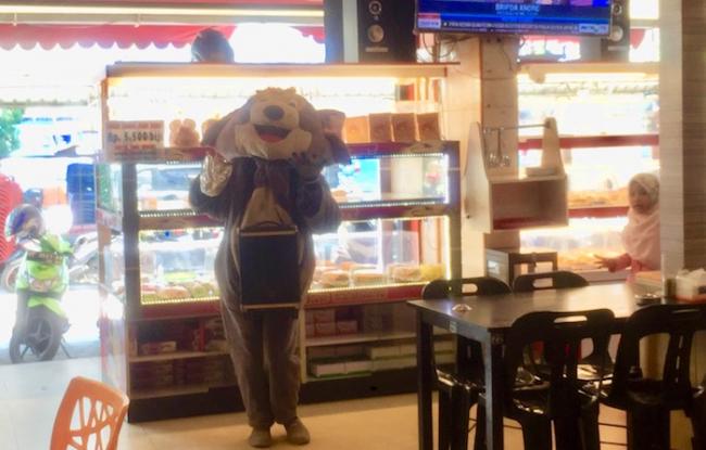 Pernah Jadi Sopir Lintas Sumatera, Dori Banting Setir Jadi Boneka Kucing