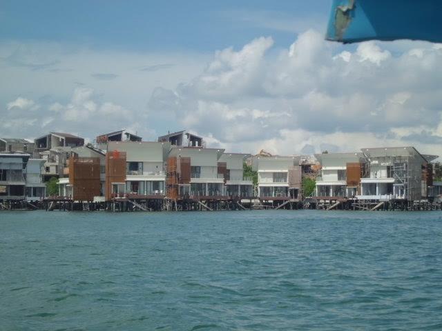 Inilah Deretan Villa yang Berdiri Megah di Atas Pantai Pulau Manis Batam