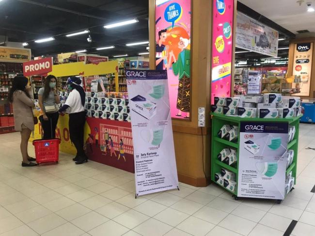 Promo Penjualan Masker Grace Mask di BCS Mall Diminati Pengunjung
