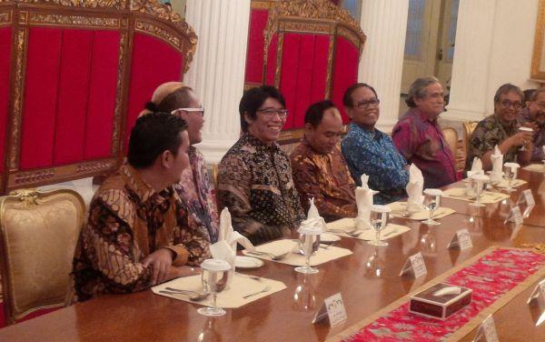 Jokowi Terpingkal-pingkal bersama Pelawak, Butet: Lebih Lucu Dibanding Lawakan di MKD