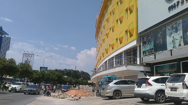 Hotel Vanila dan Sport Centre Kena Imbas Pelebaran Jalan