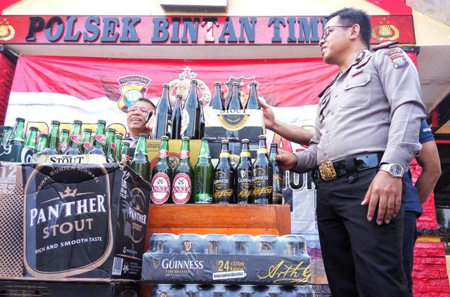 Razia Miras di Kijang, 4 Cafe Ditutup Pemiliknya Dilepas 