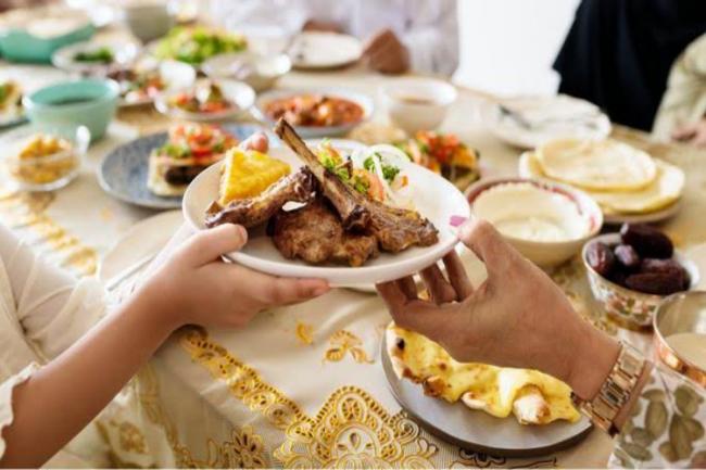 Tips Sahur dari Pakar Diet, Agar Tak Cepat Haus dan Lapar Saat Berpuasa