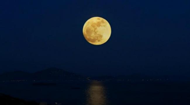 Fenomena Supermoon Berdampak ke Warga Pesisir, BMKG Imbau Tetap Waspada