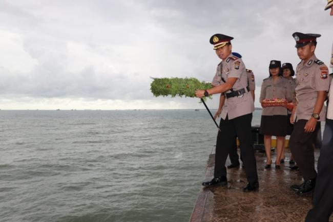 Peringati HUT Bhayangkara ke-72, Polres Lingga Lakukan Ini