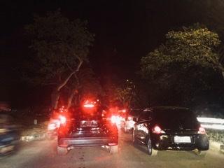Macet Parah! Lalu Lintas di Engku Putri Kacau Balau