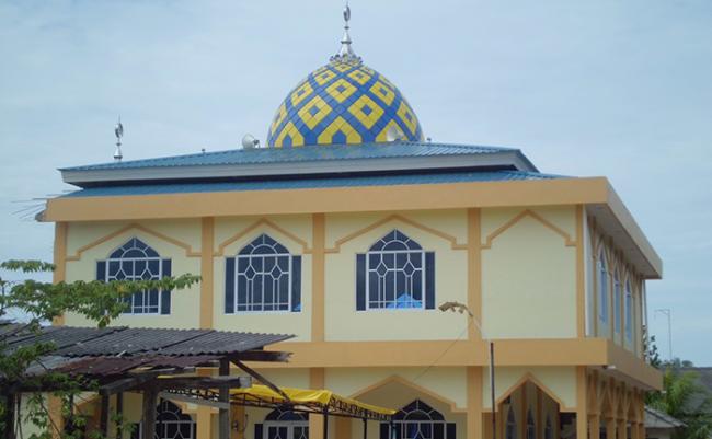 Indahnya Masjid Bantuan Donatur Muslim Singapura di Tiban