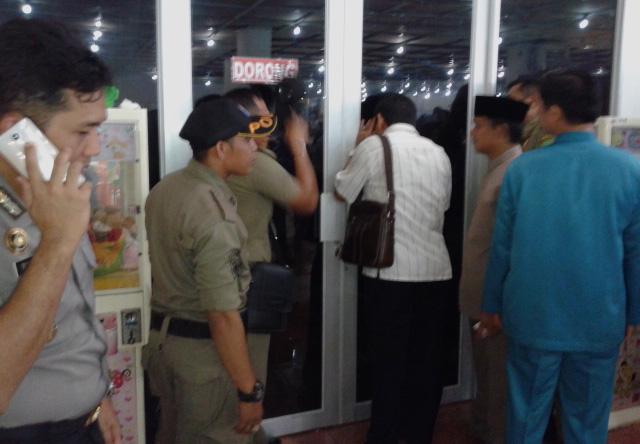 Razia 3 Gelper tak Berizin Sudah Bocor, Polisi Balik Kanan