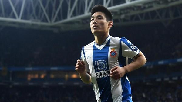 Gol Bersejarah Maradona-nya China ke Gawang Barcelona