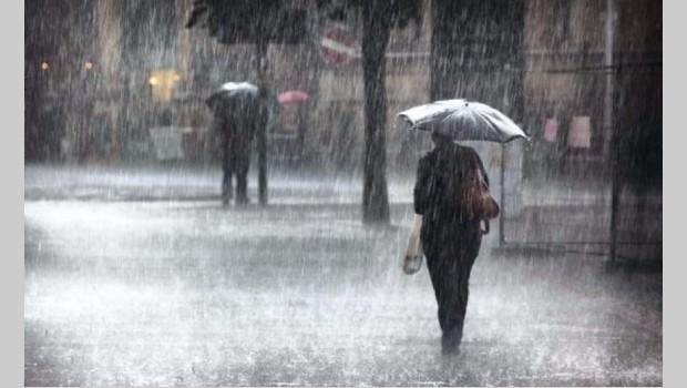 Prakiraan Cuaca Sepekan, BMKG: Hujan, Petir, dan Angin Kencang Akan Landa Batam