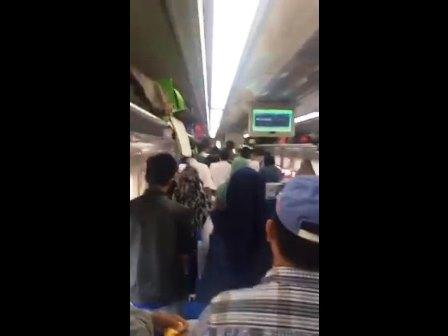 Peringatan Kemerdekaan RI: Lagu Indonesia Raya Berkumandang di Atas Kereta Api
