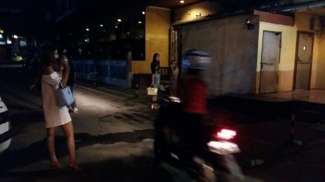 Kebakaran Planet Holiday, Korban Jiwa Belum Diketahui