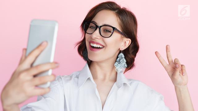 Sadar Nggak? 5 Kebiasan Ini Sering Dilakukan Saat Beli Ponsel Baru