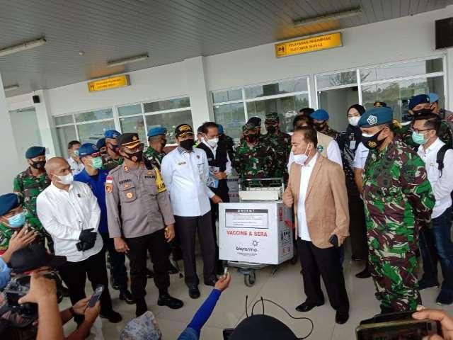 2.200 Vial Vaksin Covid-19 Buatan Sinovac Tiba di Natuna