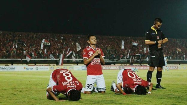 Selebrasi Pemain Hindu, Kristen, Muslim ala Bali United yang Menuai Pujian
