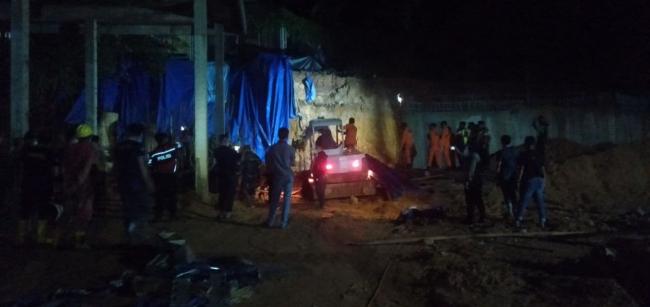 Satu Orang Masih Tertimbun Longsor di Perumahan Nagoya Valley Batam