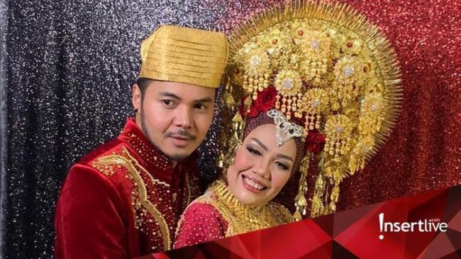 Heboh Berbusana Pengantin, Elly Sugigi Ternyata Nikah Palsu