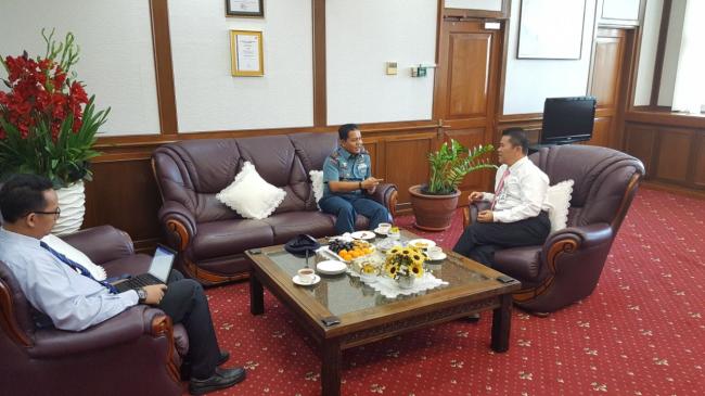 Ekonomi Merosot; BI Kepri dan Lantamal IV Cari Solusi