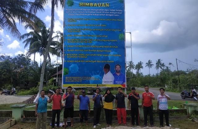 Cara Jitu Kecamatan Lingga Timur Cegah Corona, Pasang Spanduk-Semprot Disinfektan