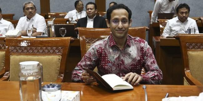 Mendikbud Nadiem Akan Tutup Sekolah di Daerah yang Berubah Jadi Zona Kuning
