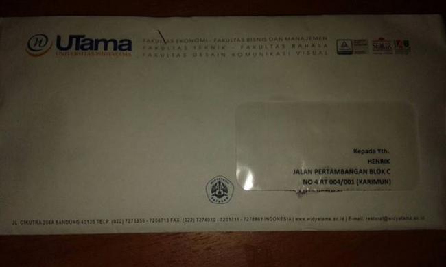 Duh, Surat Penting Ini Nyasar ke Rumah Orang Lain. Siapa yang Punya?
