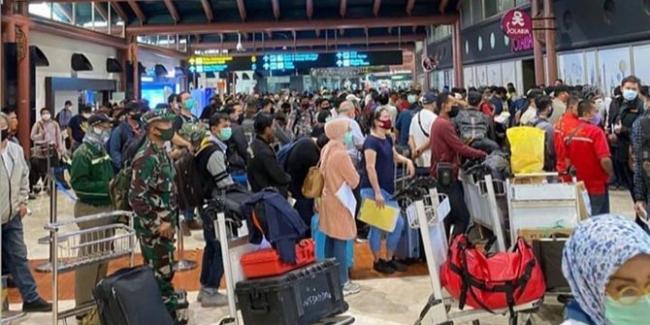 Viral Penumpang Bandara Membludak, Polres Klaim Sudah Terapkan Phsycal Distancing