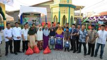 PT Timah Bagikan 700 Paket Sembako 