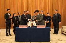 PGN dan Sinopec Tandatangani Perjanjian Jual Beli LNG
