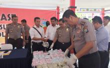 Kurir 42 Ribu Ekstasi Bawa Pesanan Tempat Hiburan di Batam