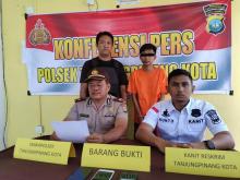 Maling Rumah Warga di Kampung Bugis Tanjungpinang, Rs Diringkus di Warnet