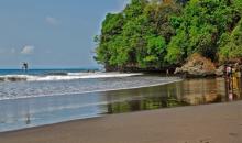 Pantai Batu Karas, Wisata Terbaik dan Aman yang Diakui Dunia