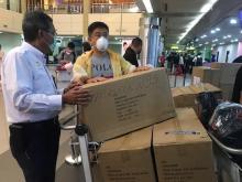 Warga China Borong Masker di Batam untuk Warga Wuhan