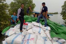 Polres Karimun Gagalkan Penyelundupan Ratusan Karung Balpres dari Singapura