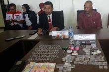 Alamak! 4 Orang Kepala Bank Swasta Digerebek Saat Pesta Sabu