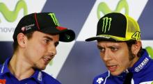 Kepala Kru Bikin Gaduh, Sebut Rossi Bukan Lawan Sepadan Lorenzo