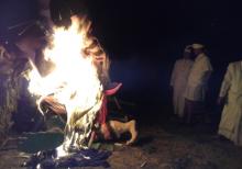 Umat Hindu Bakar Ogoh-ogoh di Pura Agung Amerta Bhuana Batam
