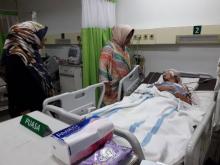 Semakin Membaik, Elandra Teteskan Air Mata Saat Dibesuk