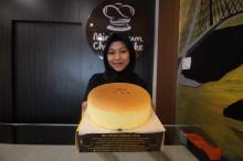Lembutnya Olahan Keju Kekinian di Mini Brown Cheese Cake