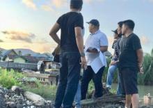 Dinas PU Lingga Bangun Tanggul Penahan Tanah di Kampung Cina Lingga