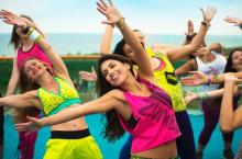 500 Pax Flashy Splashy Zumba Batam Ludes Diborong Wisman