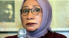 Ratna Sarumpaet Hendak Kabur ke Chile