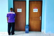Kru Kapal Wavemaster 6 Tinggalkan Karantina Asrama Haji Batam