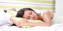 Ladies, Ini Dua Buah yang Bikin Kamu Tidur Nyenyak