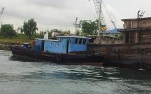 WFQR-4 Ringkus Kapal Kayu Bermuatan BBM Ilegal