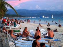 Pantai Pattaya dan Geliat Birahi Penari Go-go