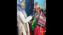 Tangis Berlebihan Antar Pengantin di India Menuju Kematian